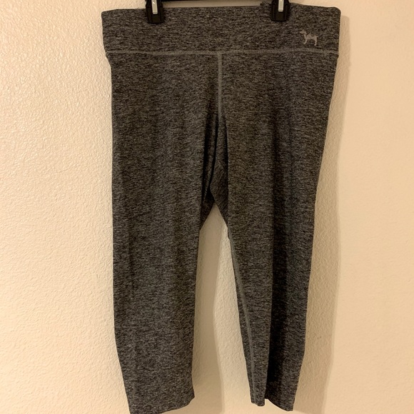 PINK Victoria's Secret Pants - Cropped Leggings